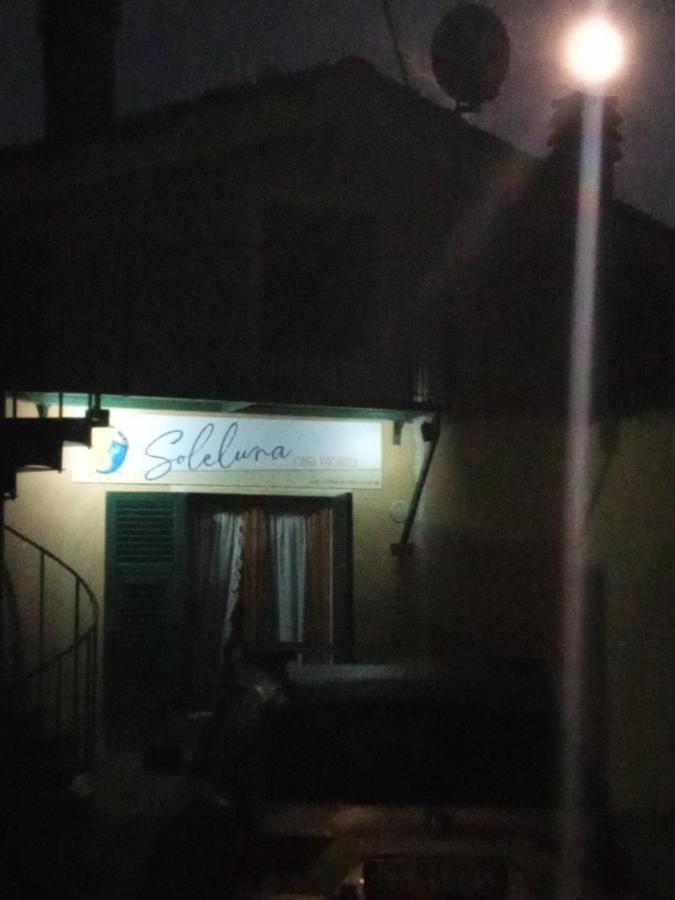 Soleluna Carro Luaran gambar